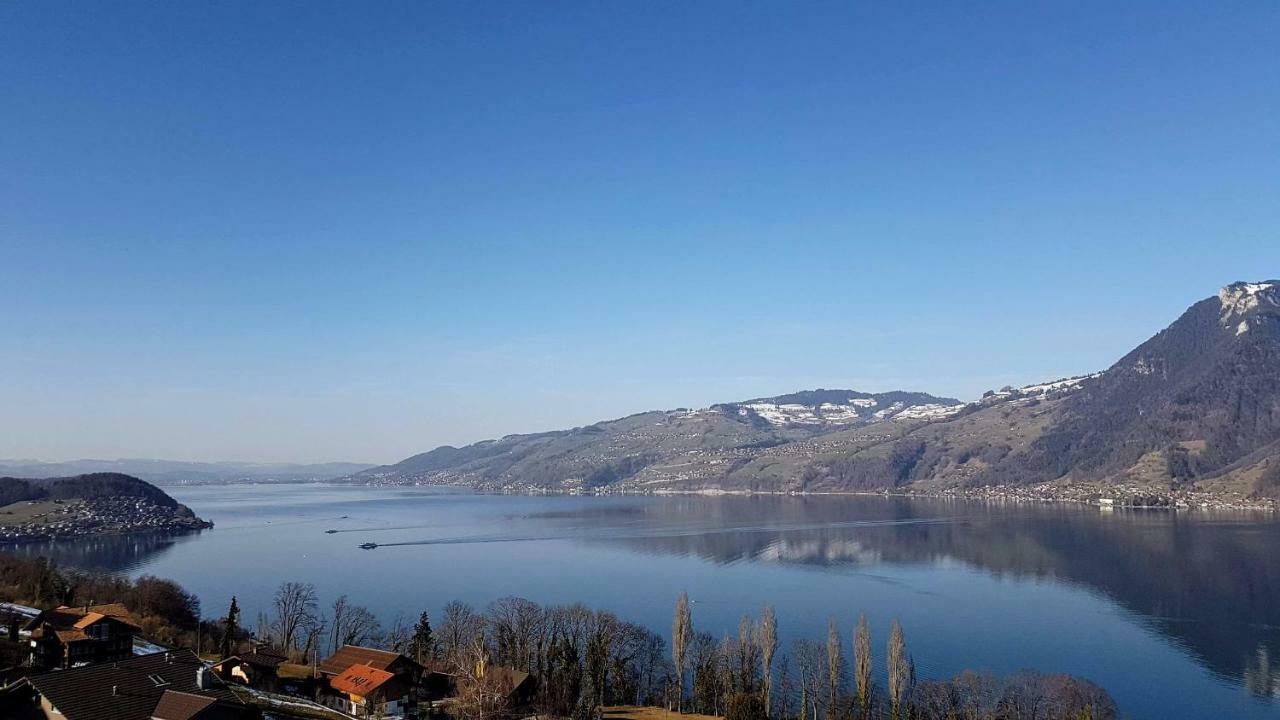 Traumhaftes Chalet Mit Seesicht Krattigen Esterno foto