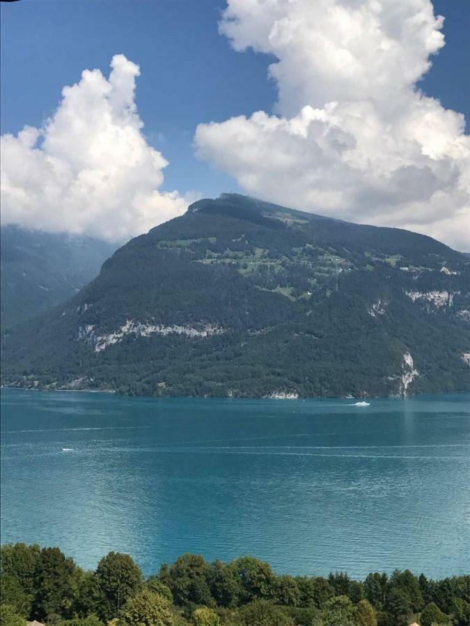 Traumhaftes Chalet Mit Seesicht Krattigen Esterno foto